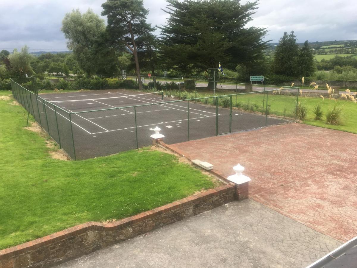 Dalton House Hotel Abbeyfeale Bagian luar foto